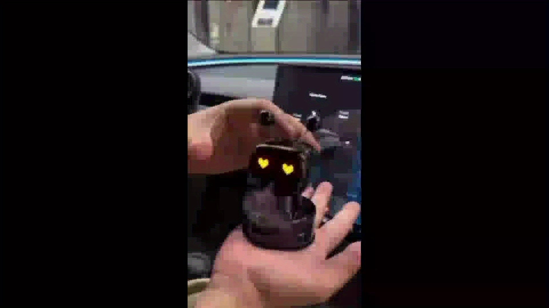 Smart Car Air Freshener, Artificial Intelligence Rechargeable Car Aromatherapy Diffuser, Equipped With Smart Eyes, Smart Car Aromatherapy With Four-level Adjustable Function, Is A Great Gift.