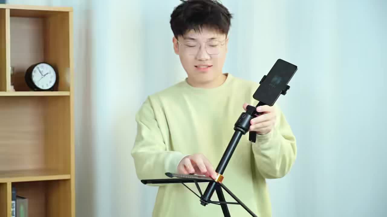 AI Face Tracking Tripod with Remote, 70.87inch Extendable Pole, 360° Phone Rotating Stand, AI Smart Tracking Selfie Stick for iPhone & Android, Vlogging & Live Streaming