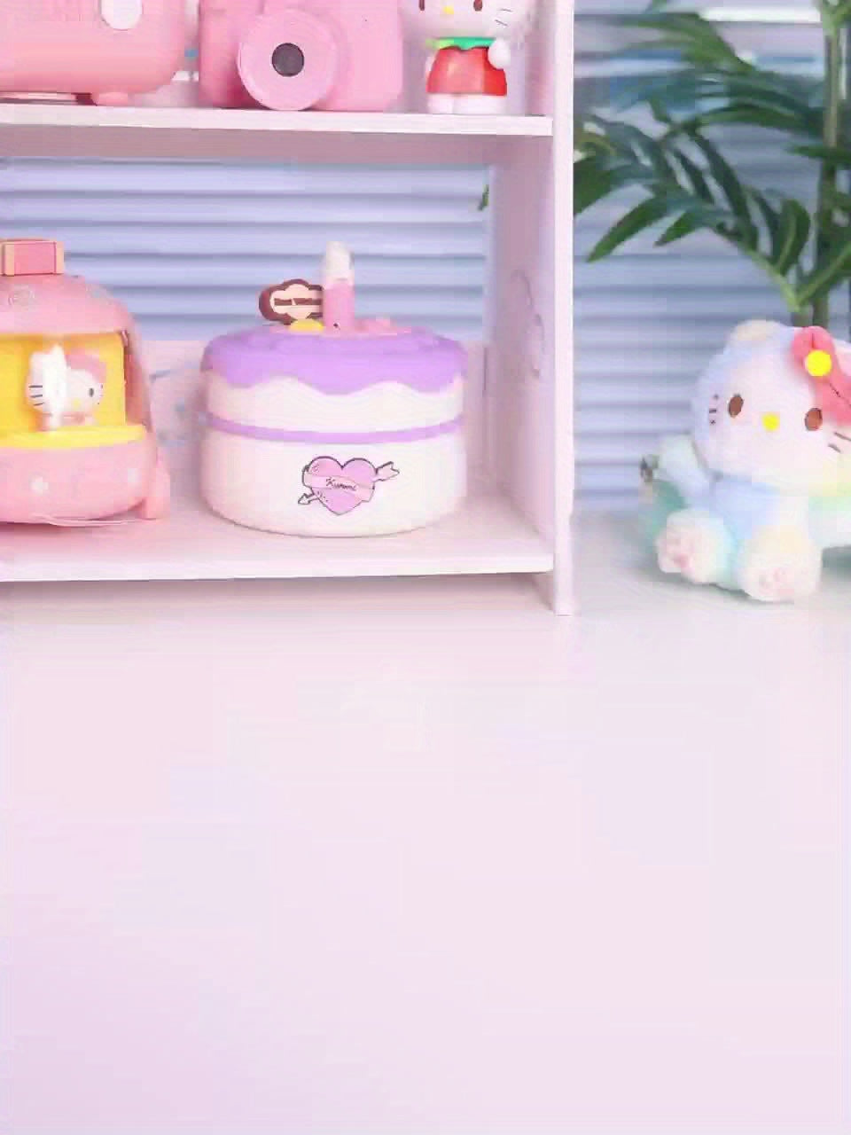 Sanrio Hellokitty Kuromi Cinnamoroll Wireless Bluetooth Earphones 3 Different Styles Available Cute Design Power Display Gaming Earplugs Unique Style Easy to Carry Smart Call Daily Exercise Outdoors to Study Holiday Gifts Or Attractive Birthday Gifts