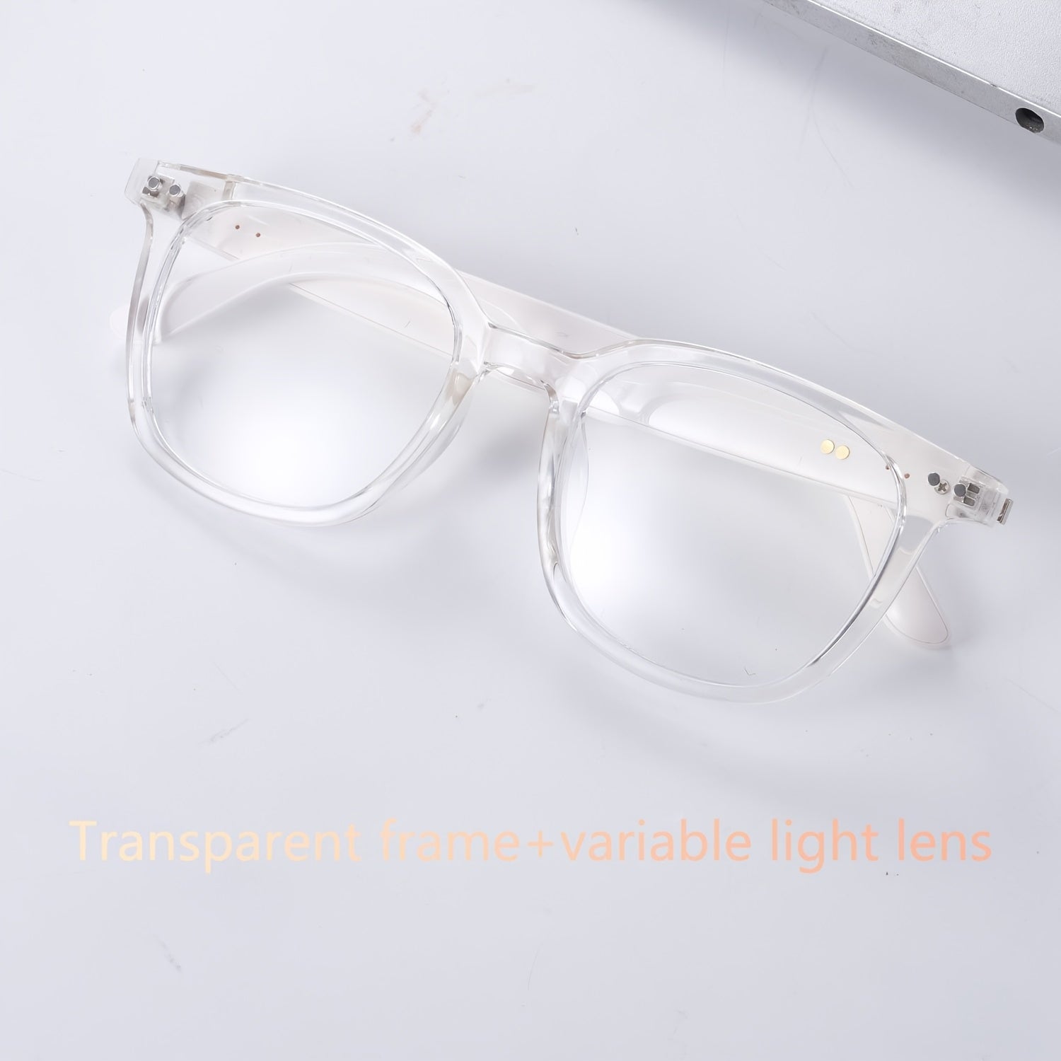 New Smart Glasses with Auto-tinting Lenses That Automatically Transform into Fashion Glasses in Sunlight. Built-in Microphone and Speaker for HD Voice Calls and HiFi Music Quality. Smart Audio Glasses, Ideal for Sports, Driving, Fishing, and Daily