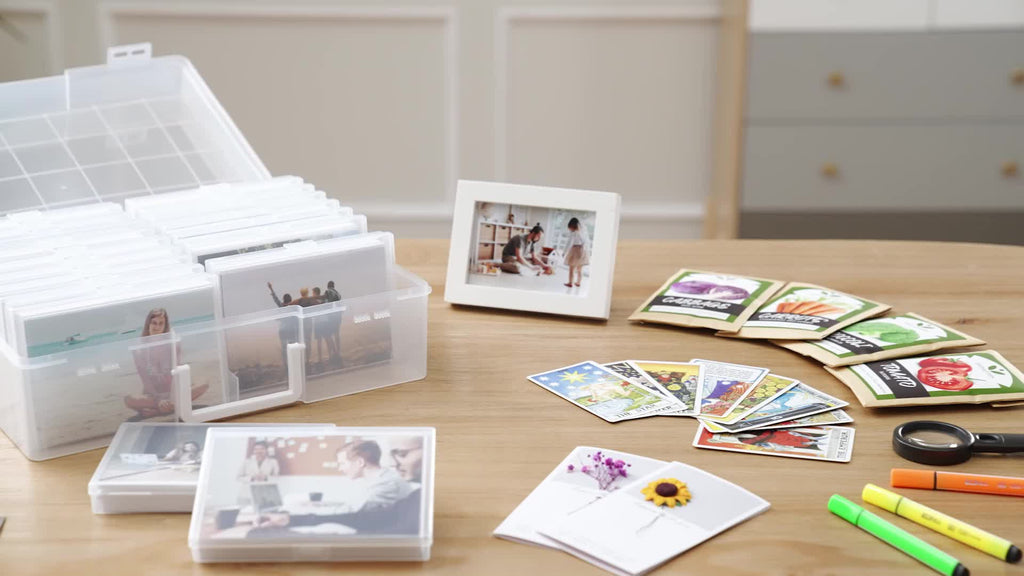 Photo Storage Box 4x6 Photo Case, 14 Inner Photo Keeper, Clear Photo Boxes Storage with 1 Sheet Label Sticker, Plastic Craft Storage Box with lids for Cards Pictures Stamps Office Supplies
