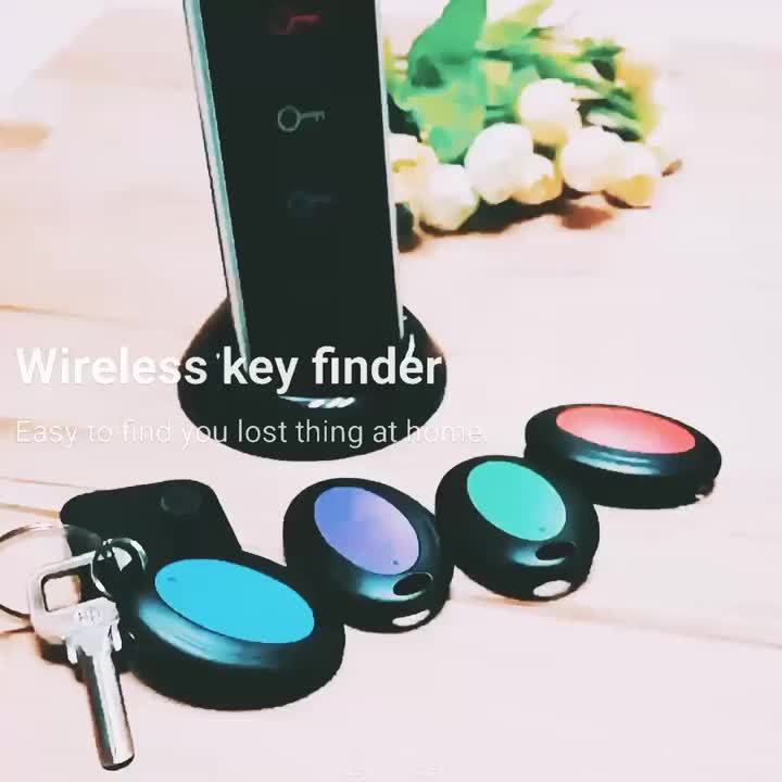 Key Finder with 1 Transmitter And 4 Receivers, Equipped with an LED Flashlight, Designed to Help Locate Keys, Mobile Phones, Wallets, And Remote Controls to Prevent Loss.