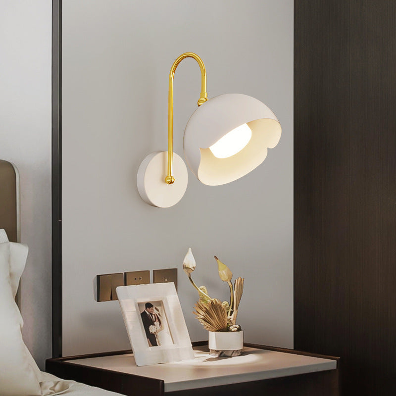 Adulas Wall Lamp