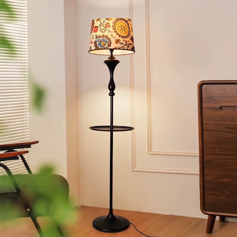 Aimanla Floor Lamp