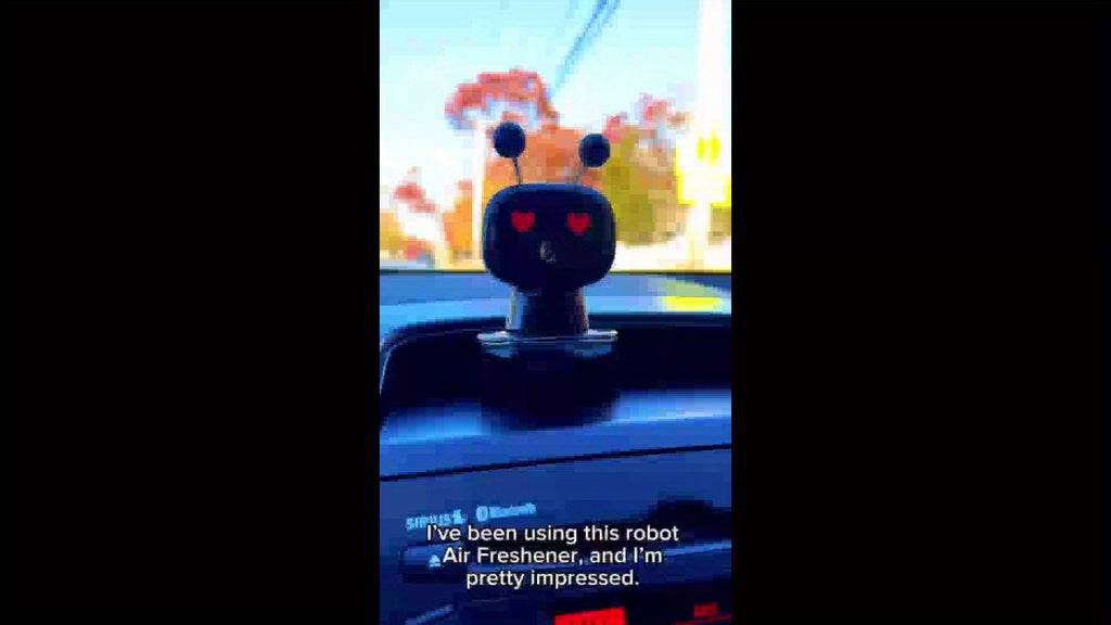 [USB Charging, Intelligent] Robot Smart Car Air Freshener, USB Charging, Four Concentration Levels, Intelligent Fragrance Spraying With Car Start And Stop, AI Expression Changes Flexibly, Adding A Sense Of Technology To The Car, It Is A Must-Have Item For